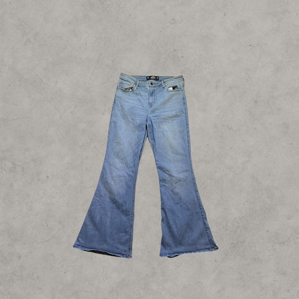 Hollister High-Rise Vintage Flare Jeans Light Wash Blue Stretch Size 15R W32 L32